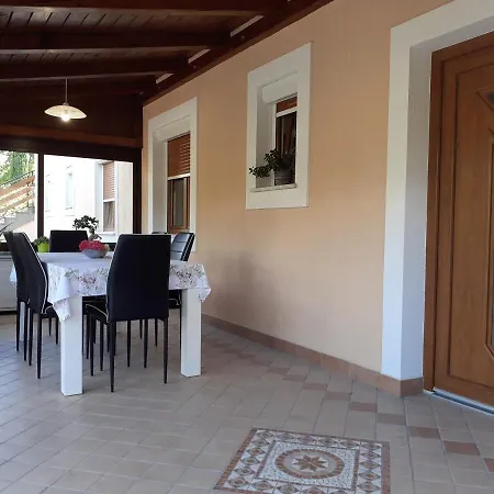 Apartma Olea Sared