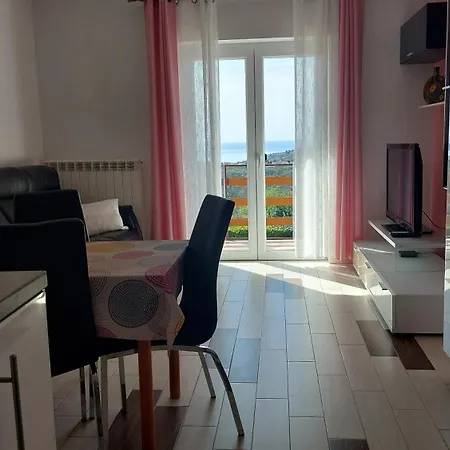 Apartma Olea Sared *