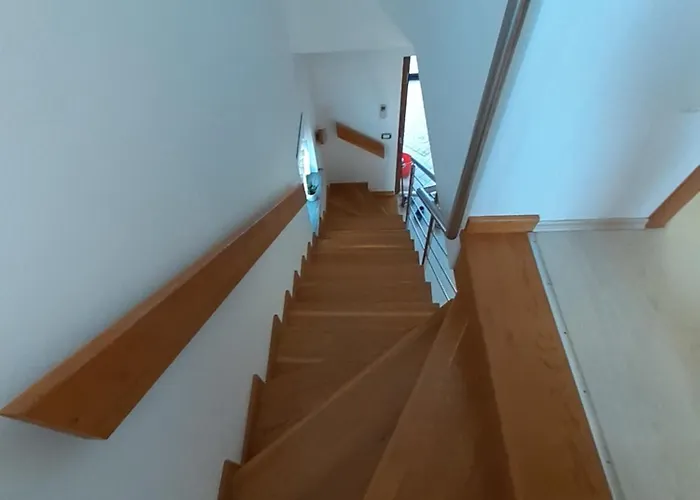 Apartma Olea Sared アパート イゾラ